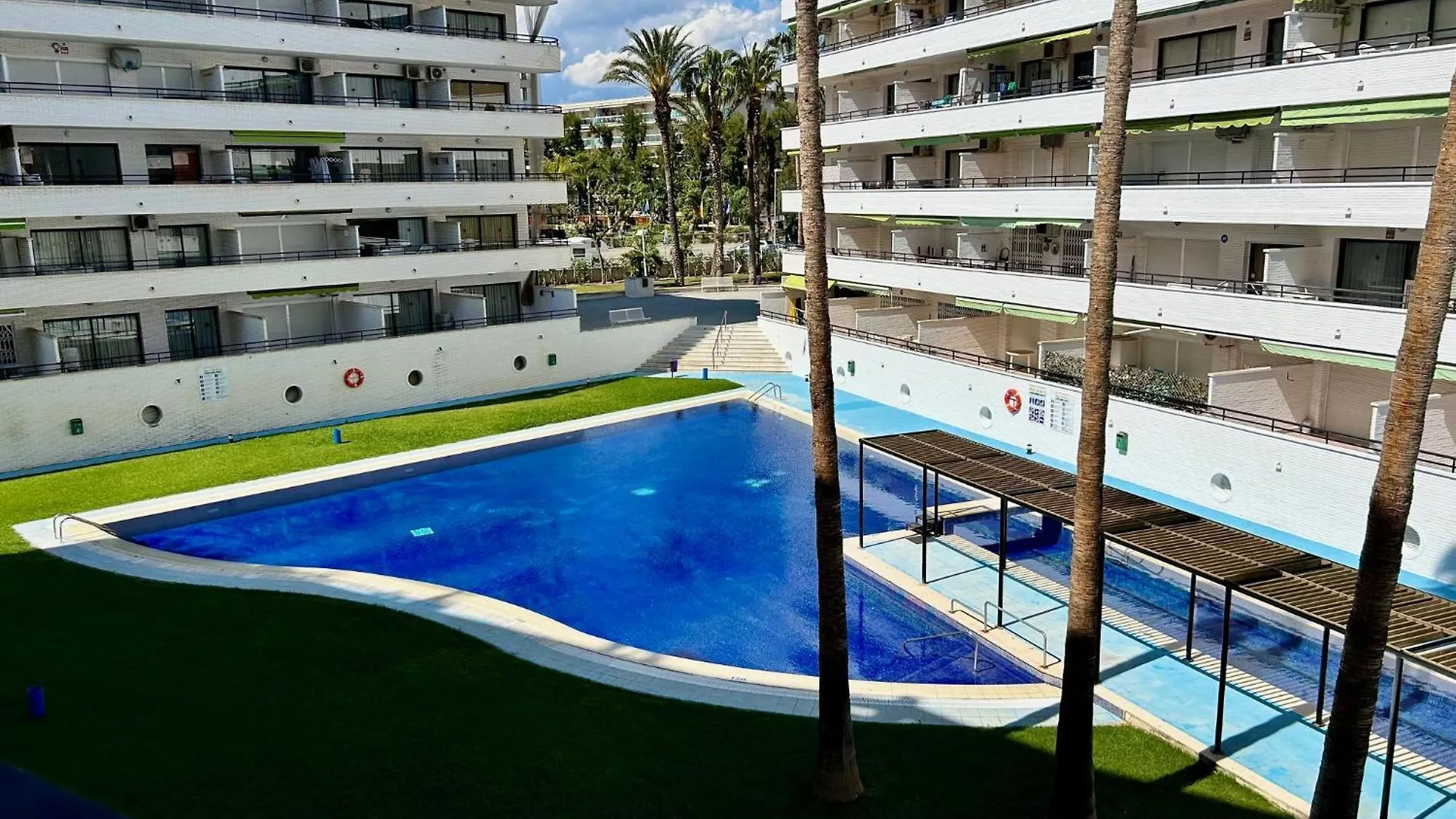 Apartamentos Aventura Salou 0*,