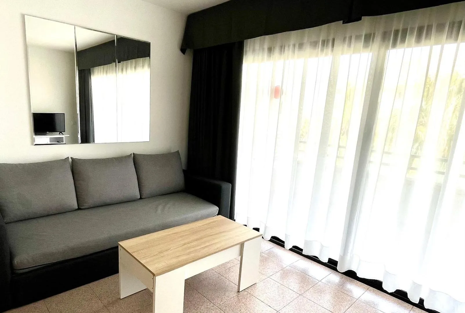 Apartamentos Aventura Salou 0*,